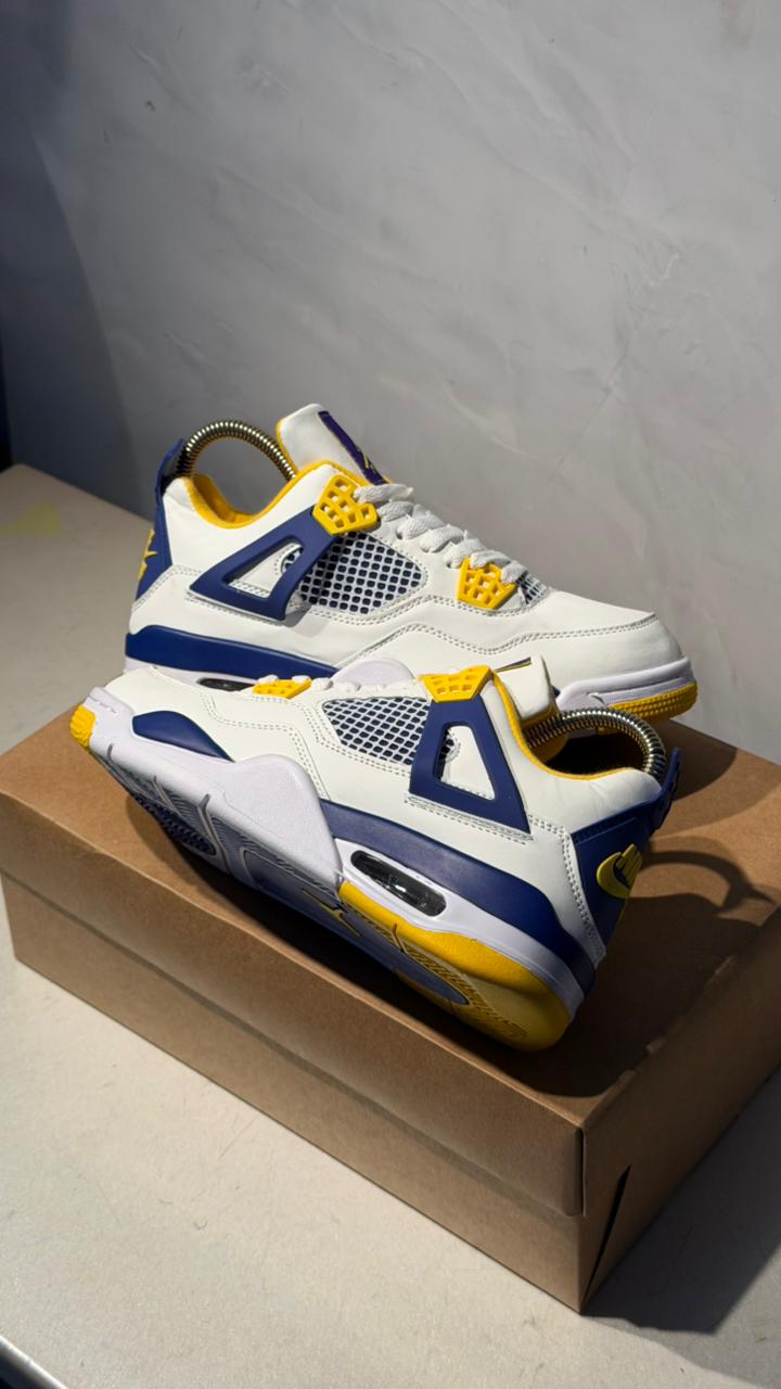 RETRO 4 BLANCA MORADA PROMO MASTER