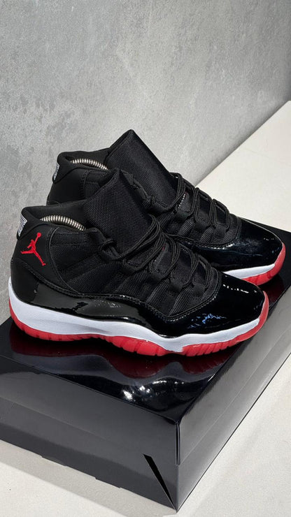 RETRO 11 NEGRO ROJO