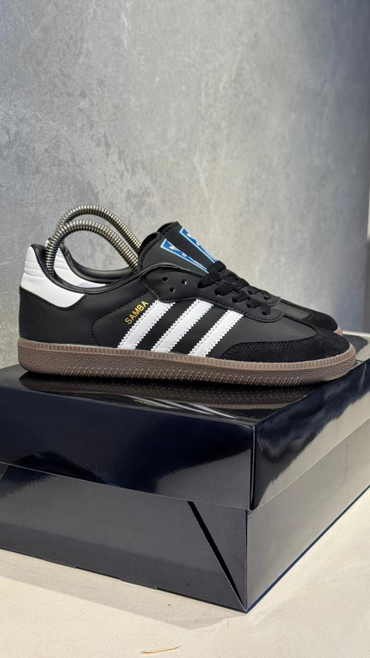 ADIDAS SAMBA CLASICO NEGRO BLANCO