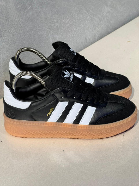 SAMBA PLATAFOMA NEGRO BLANCO