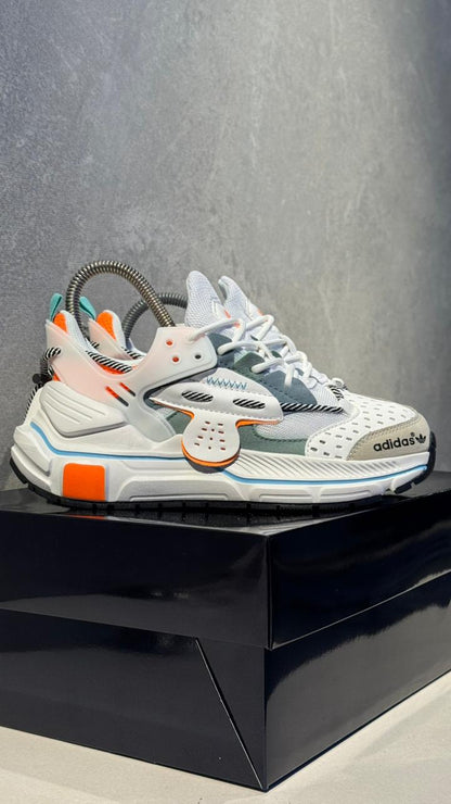 ADIDAS SICAGE BLANCO NARANJA