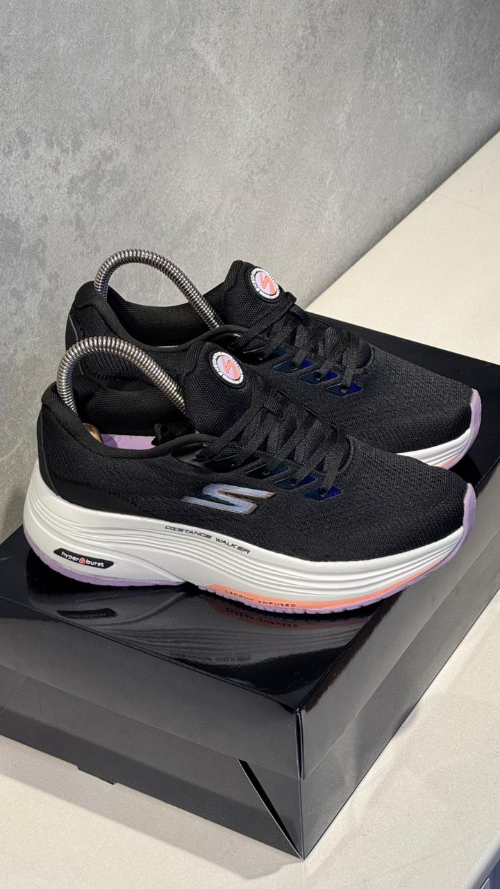 SKETCHERS HYPER NEGRO LILA