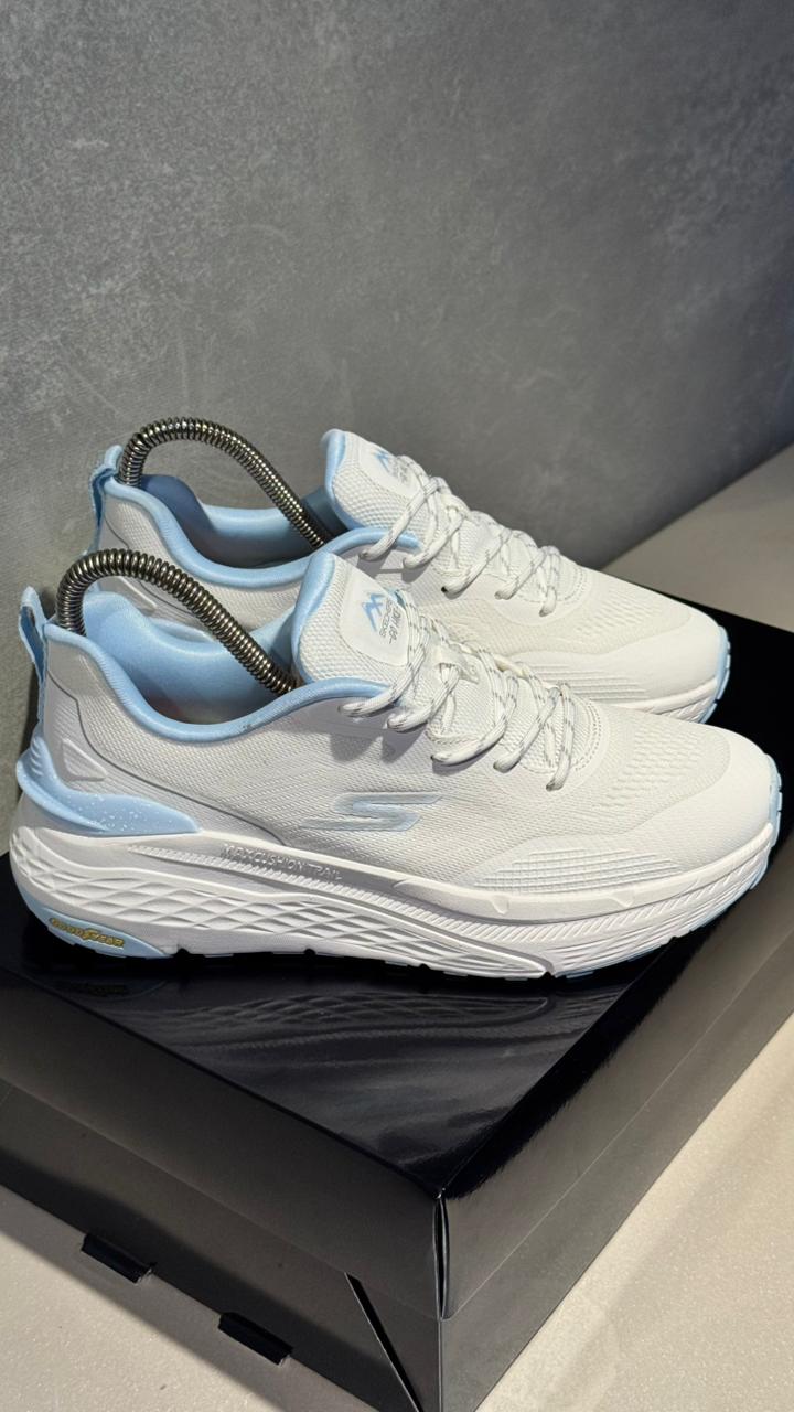 SKETCHERS GYEAR BLANCO AZUL
