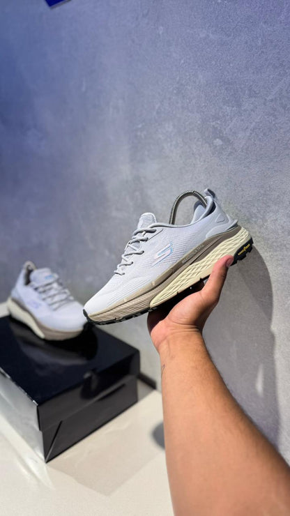 SKETCHERS GYEAR GRIS CAFE