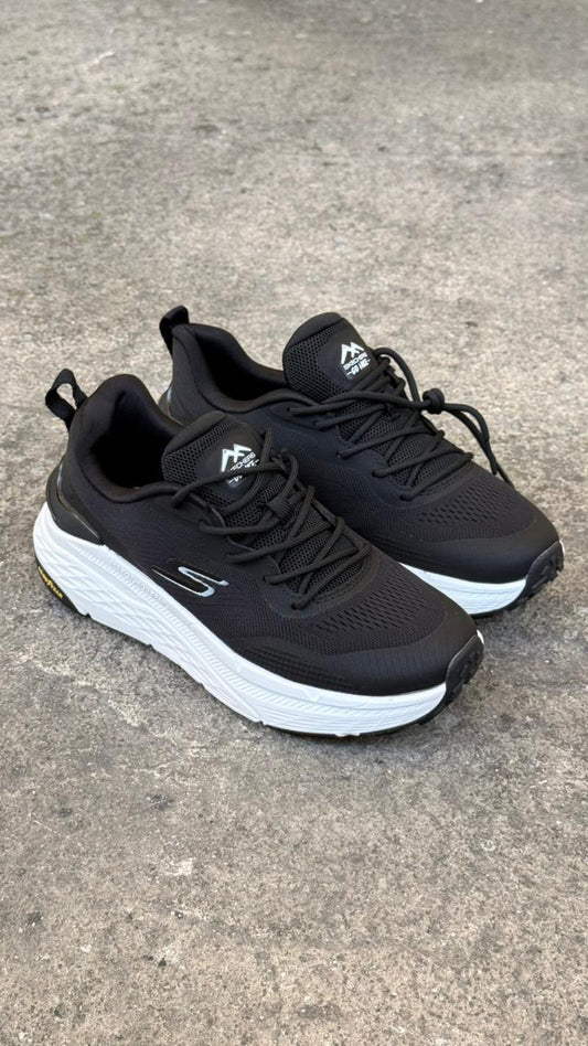 SKETCHERS GYEAR NEGRO BLANCO