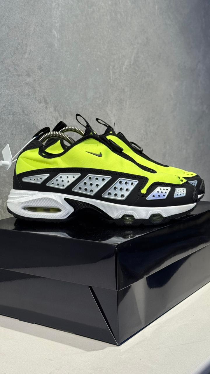 NIKE SUNDER VERDE NEGRO