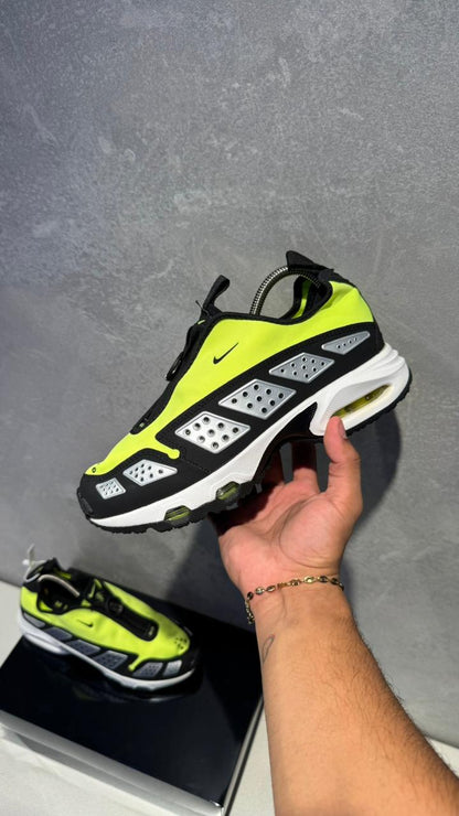 NIKE SUNDER VERDE NEGRO