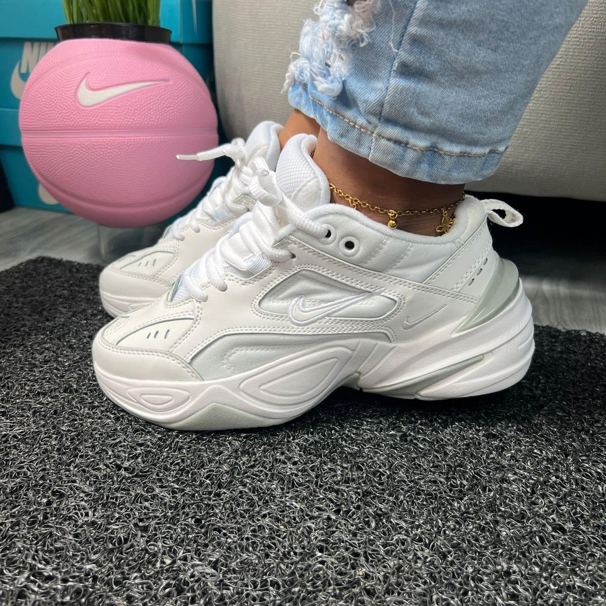 NIKE TECNO TODO BLANCO