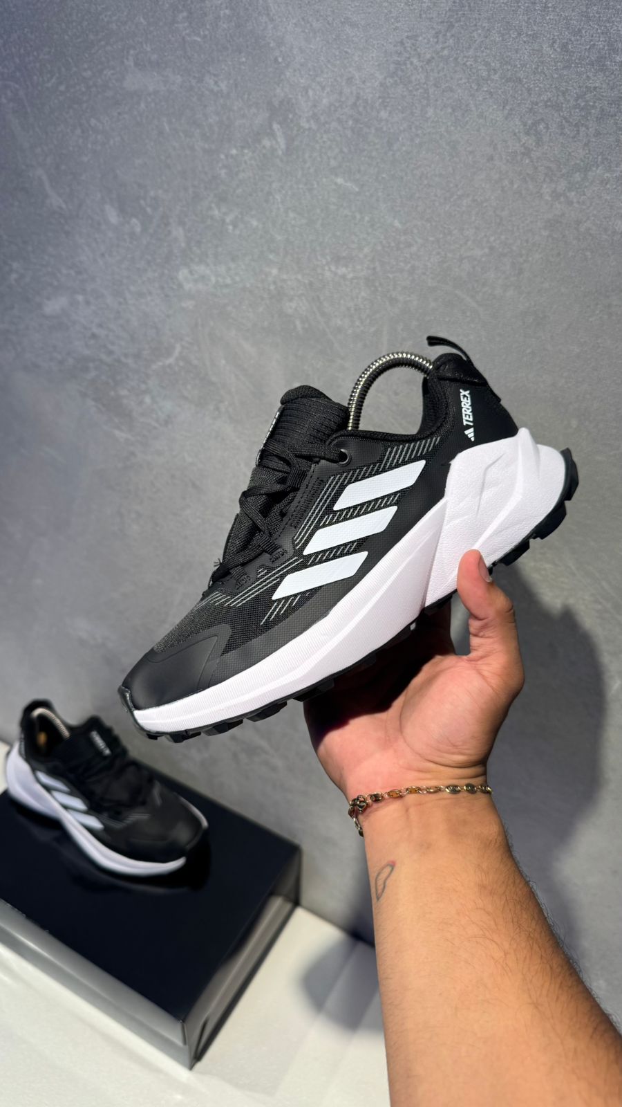 ADIDAS TERREX 2025 NEGRO BLANCO