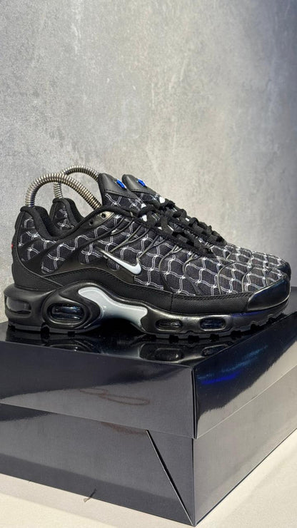 NIKE TN AJEDREZ NEGRO