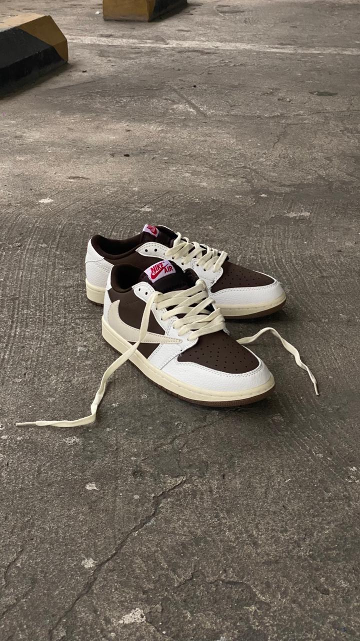 TRAVIS SCOTT BLANCA CAFE