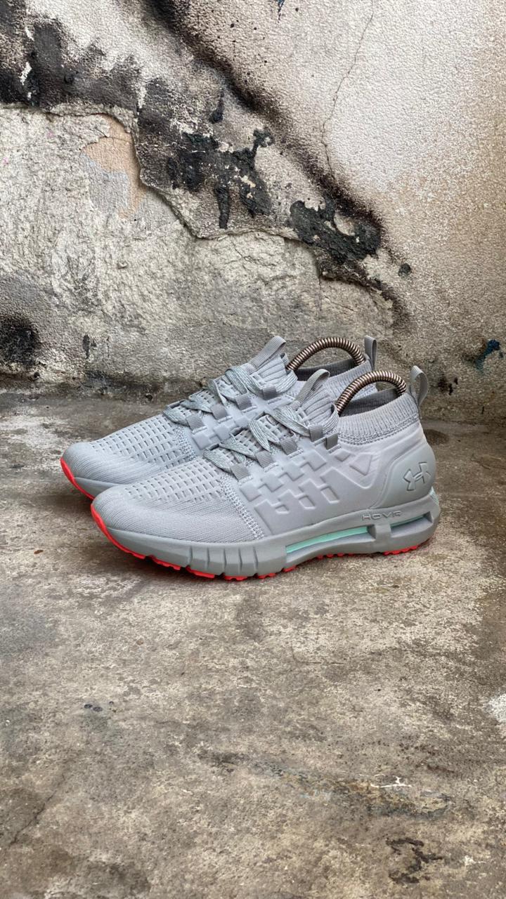 UNDER ARMOUR GRIS NARANJA PROMO MASTER