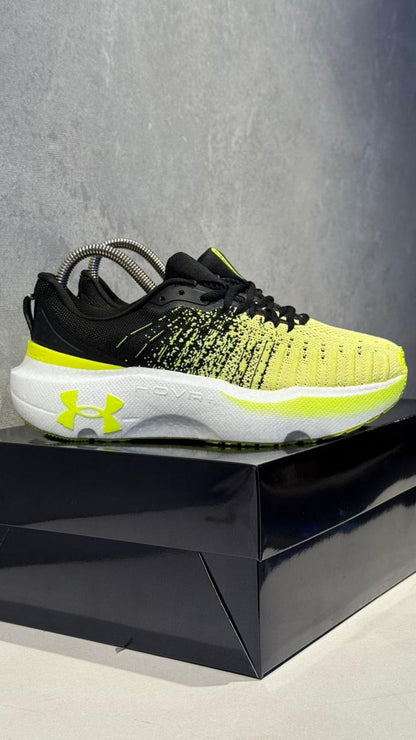 UNDER AMOUR NEGRO VERDE