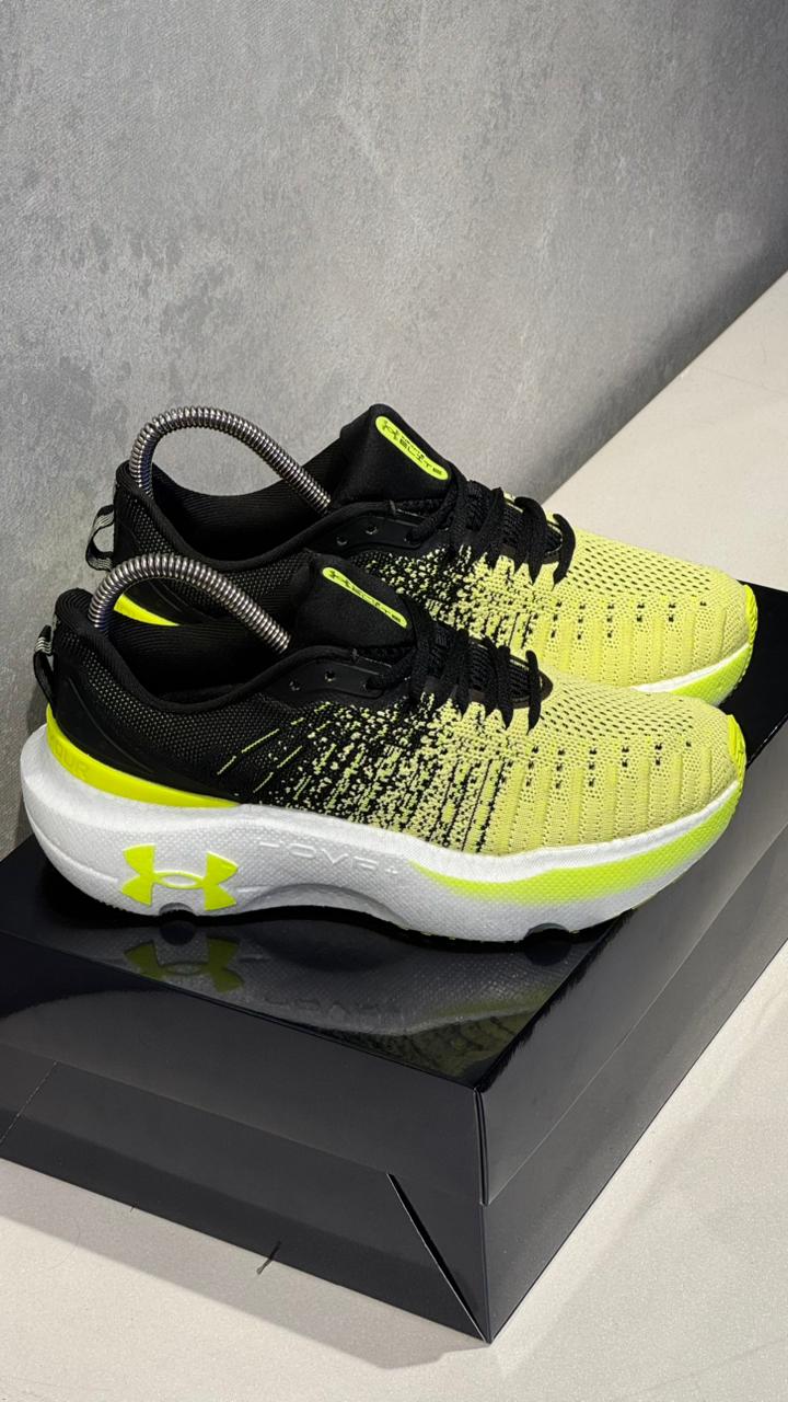 UNDER AMOUR NEGRO VERDE