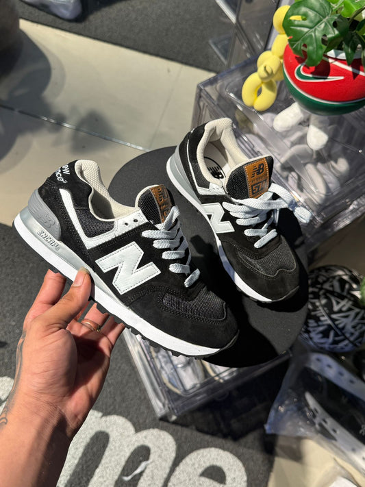 NEW BALANCE 574