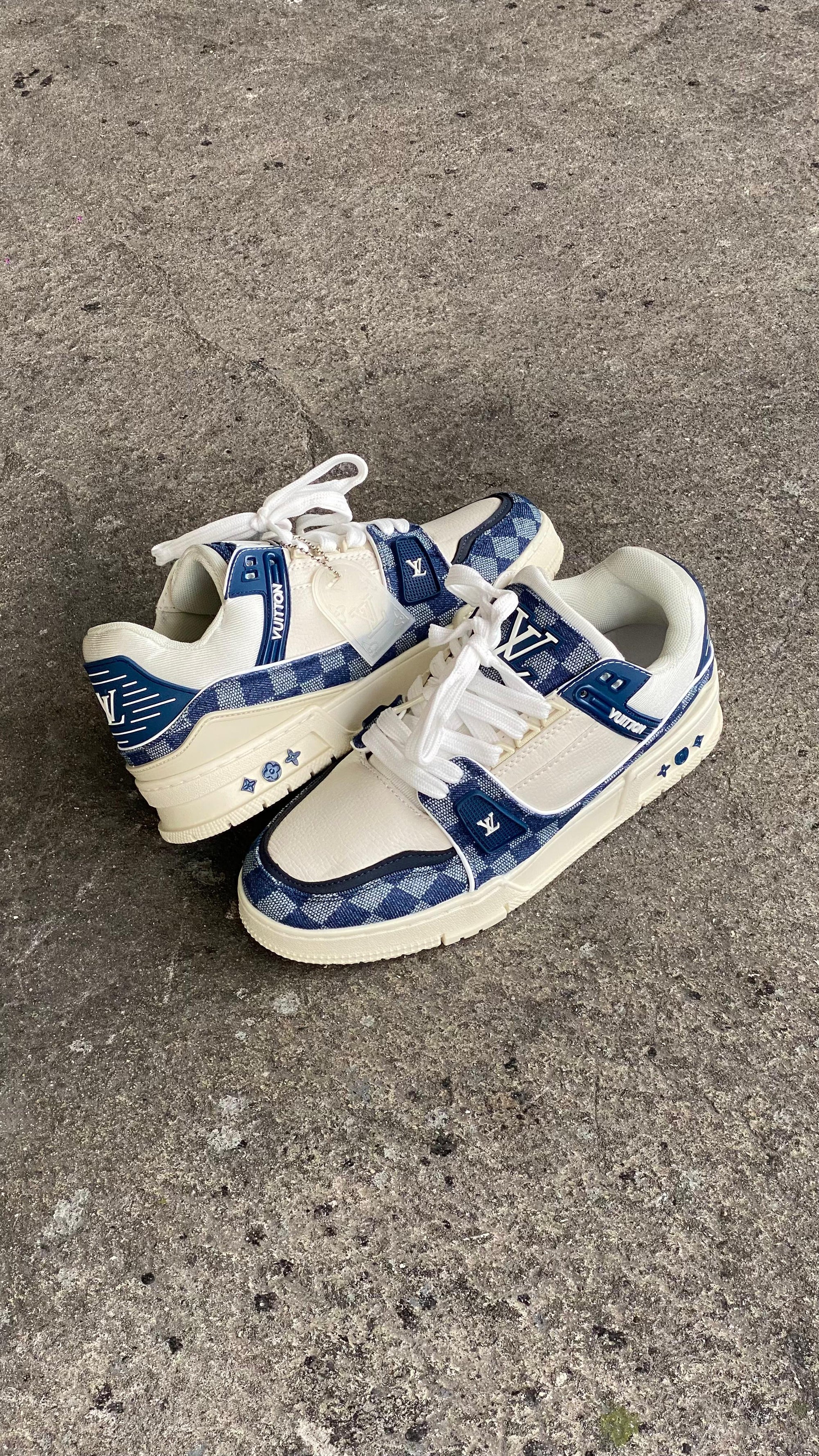 LOUIS VUITTON JEAN BLANCO AZUL