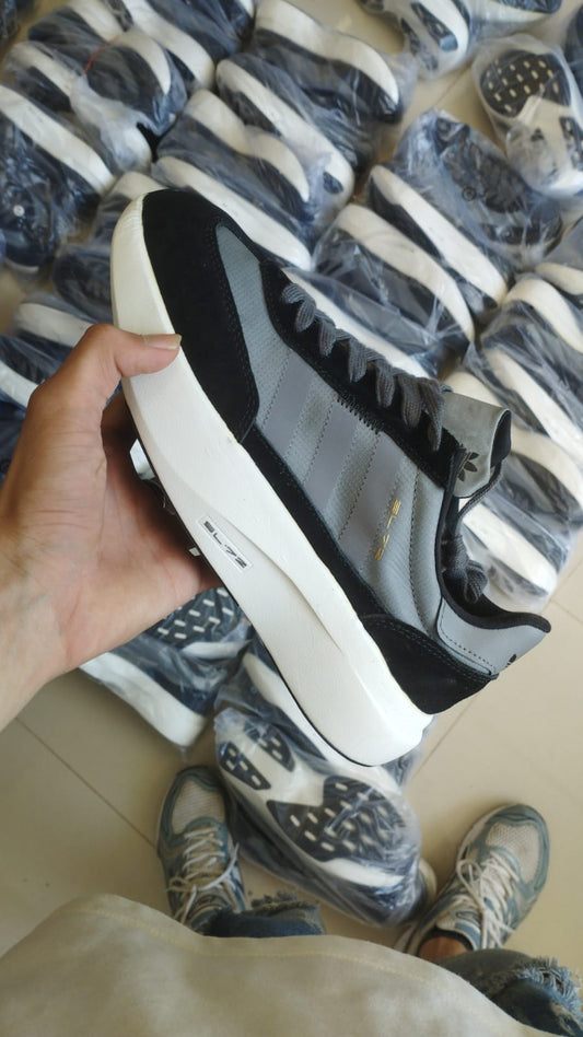 ADIDAS SL72 NEGRO GRIS BLANCO