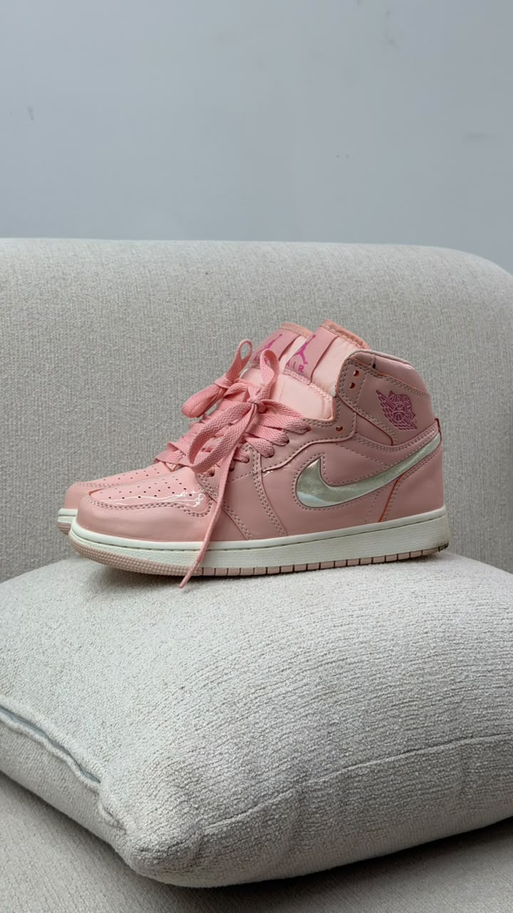 RETRO 1 ROSA SUELA BEIGE