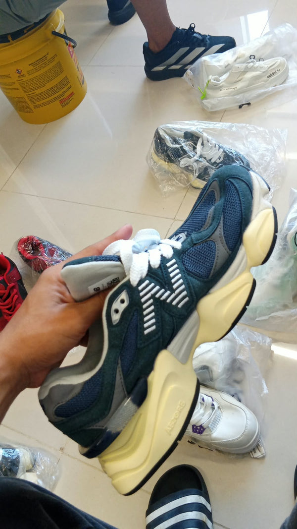 NEW BALANCE 9060 VERDE GRIS AZUL  PROMO