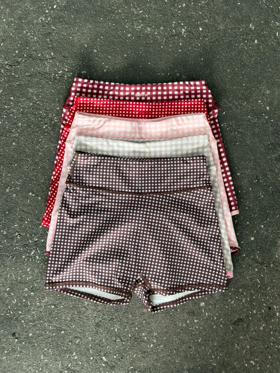 SHORTS DEPORTIVOS CORTOS