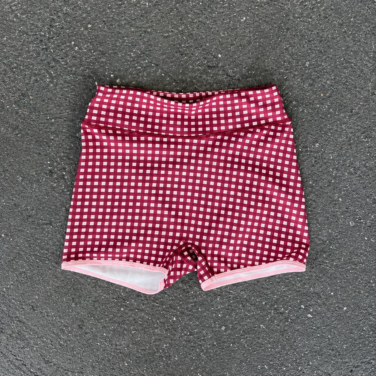 SHORTS DEPORTIVOS CORTOS