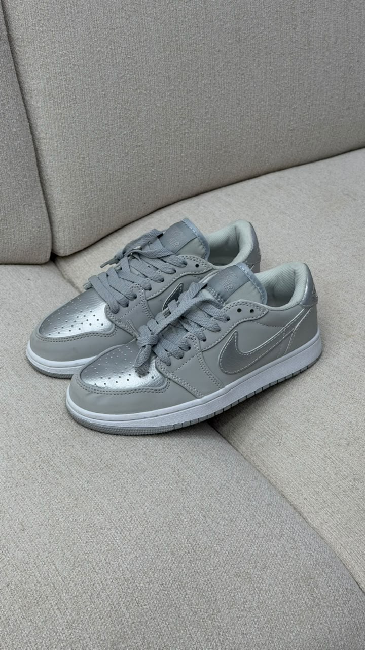 NIKE SB PLATEADO PROMO