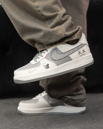 AF1 KAWS