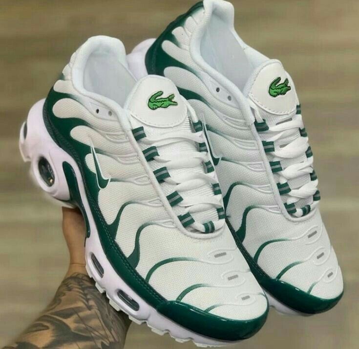 NIKE TN AIR MAX PLUS LACOSTE