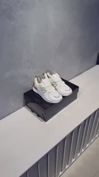 NEW BALANCE 999 BLANCO DORADO