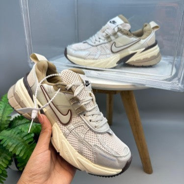 NIKE V2K BEIGE